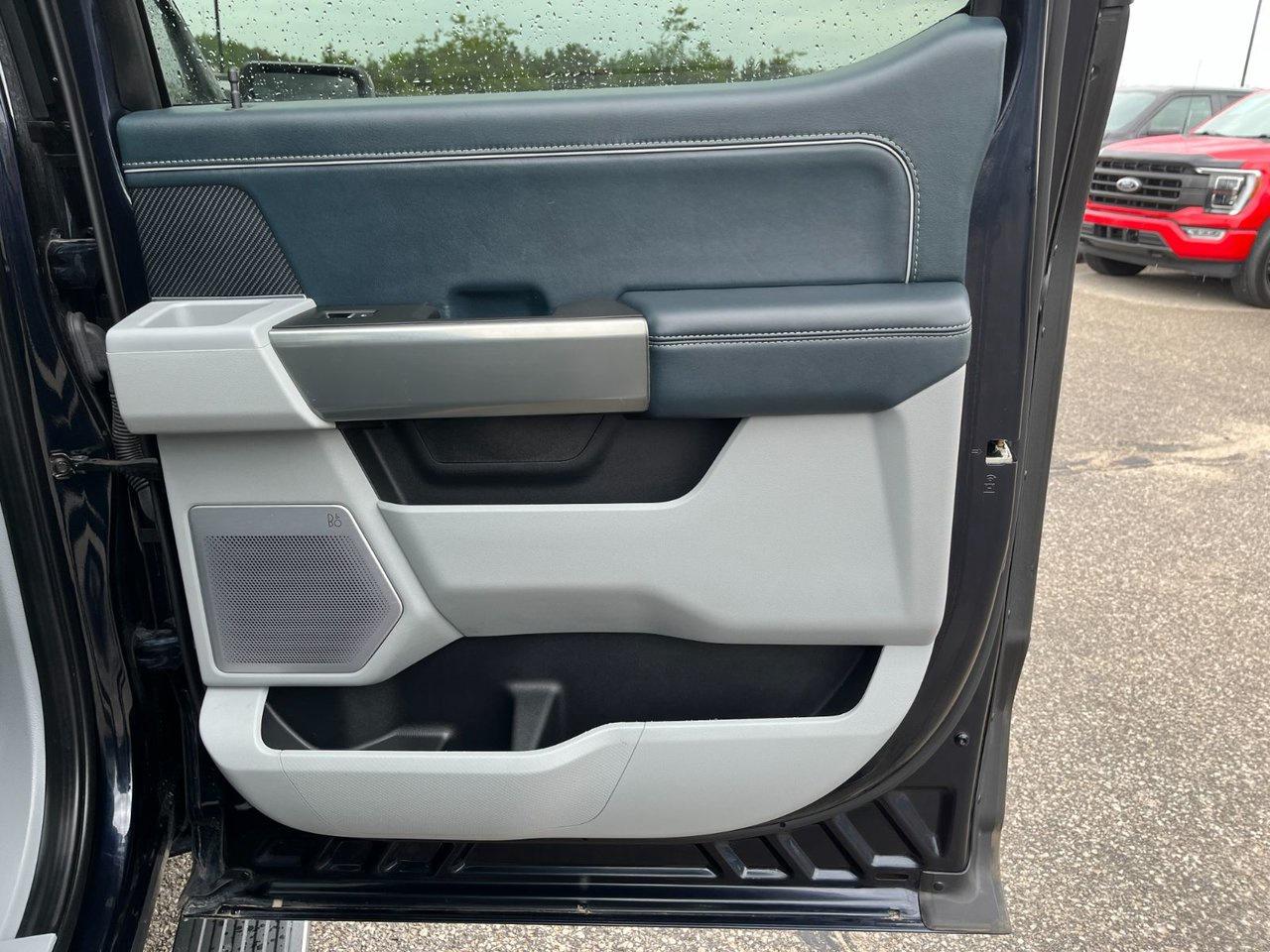 2022 Ford F-150 Limited 4WD SuperCrew 5.5' Box Photo