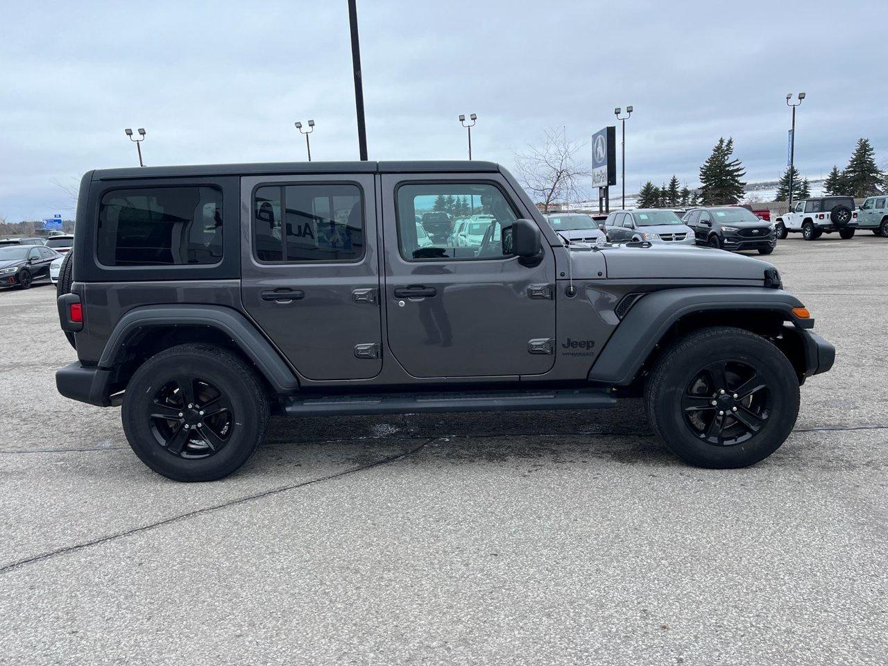 2021 Jeep Wrangler Unlimited Sport Altitude Photo4