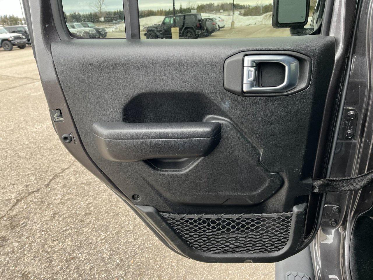 2021 Jeep Wrangler Unlimited Sport Altitude Photo