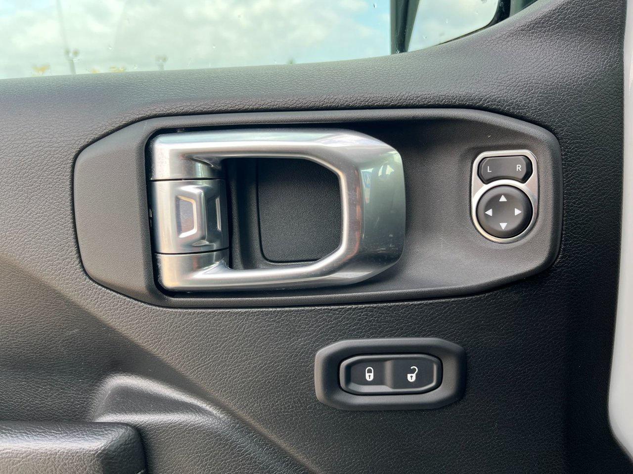 2022 Jeep Wrangler Rubicon 4x4 2dr Photo