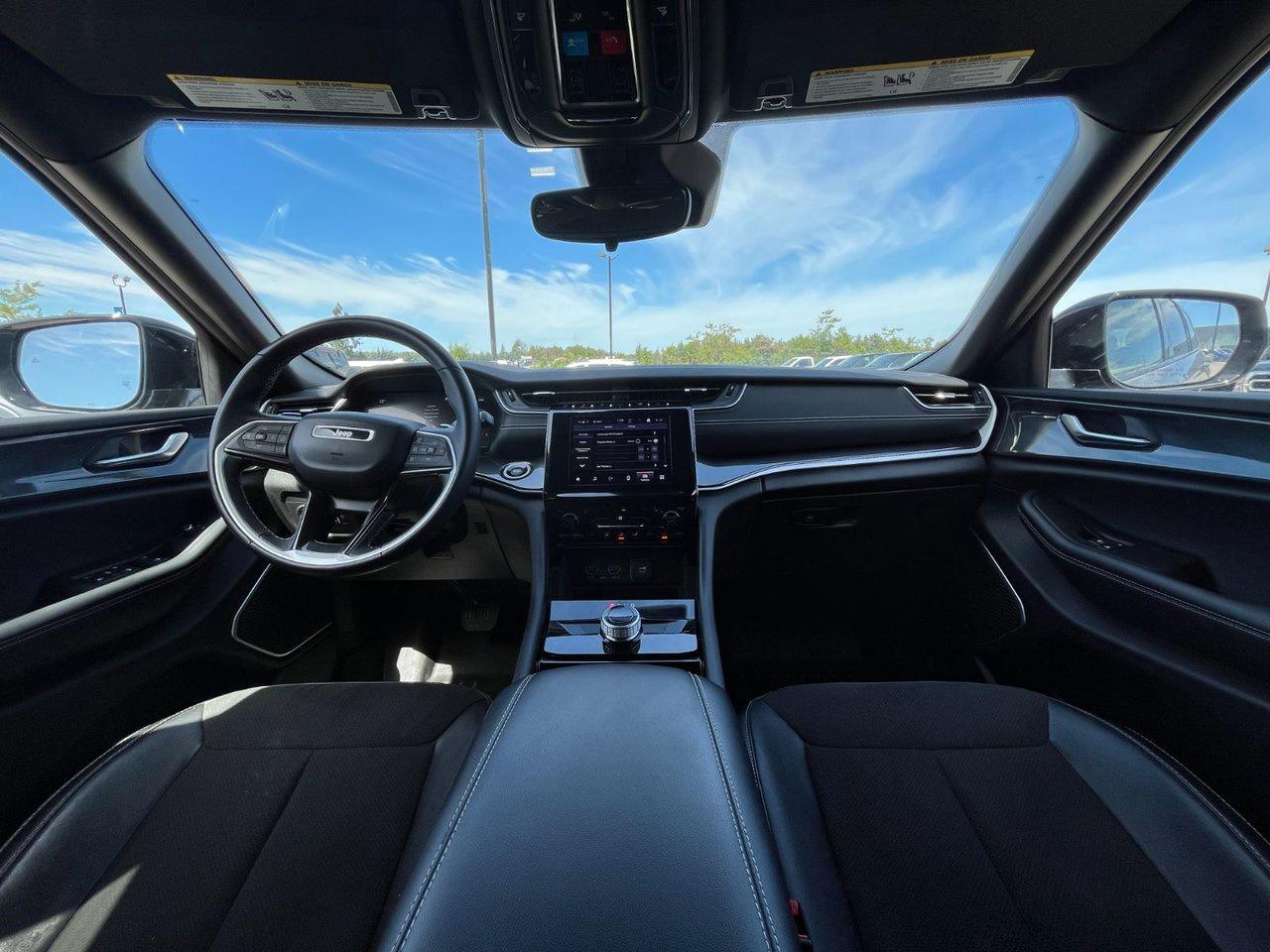 2021 Jeep Grand Cherokee L ALTITUDE 4X4 Photo