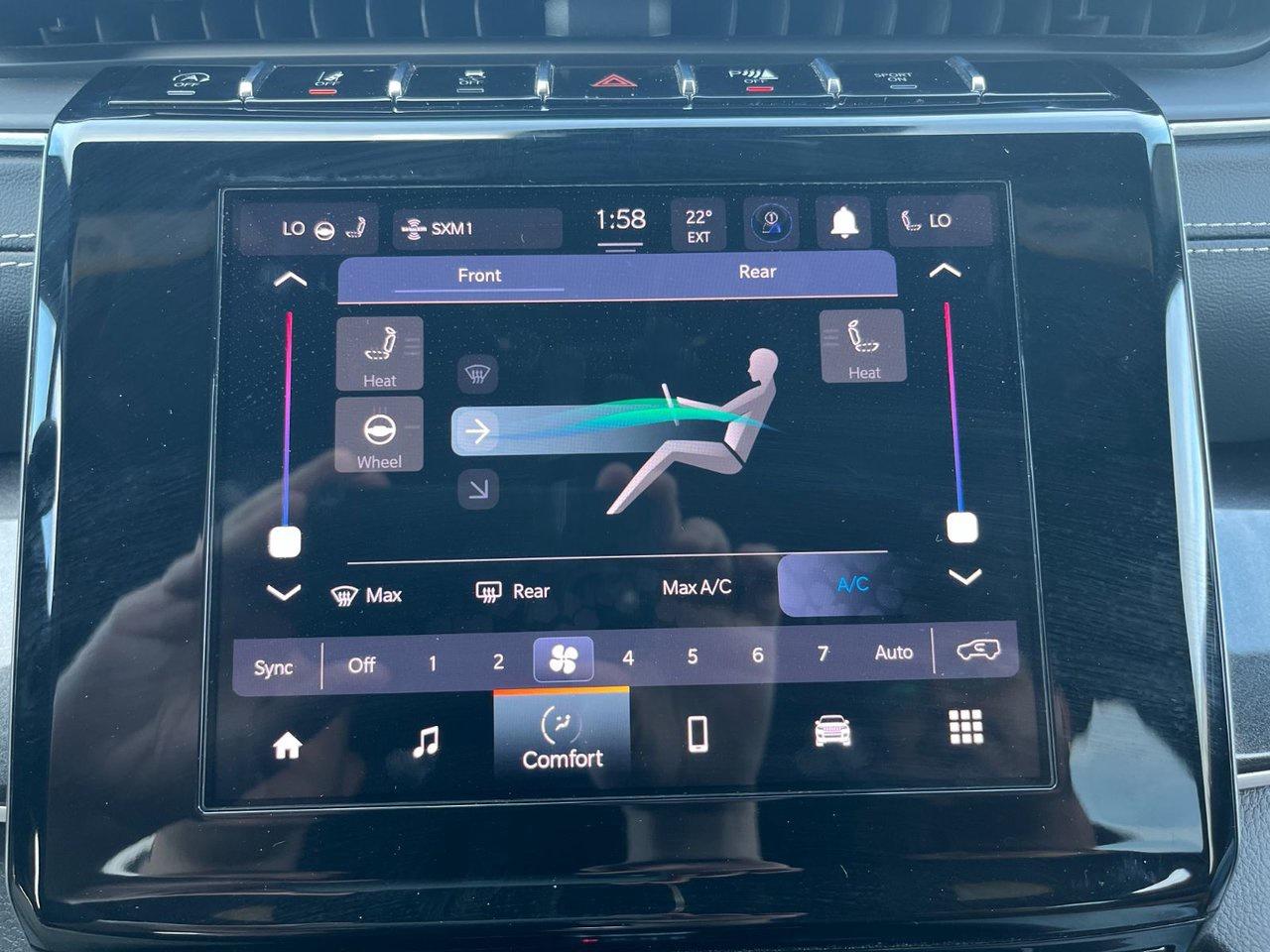 2021 Jeep Grand Cherokee L ALTITUDE 4X4 Photo