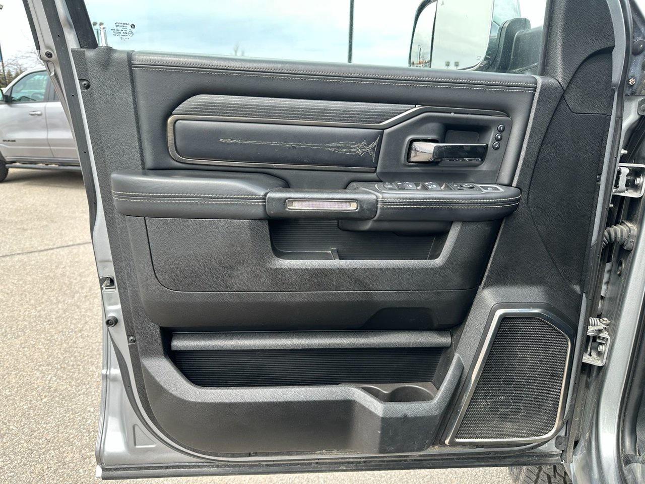 2022 RAM 3500 Dually Limited 4x4 Crew Cab 8' Box Photo