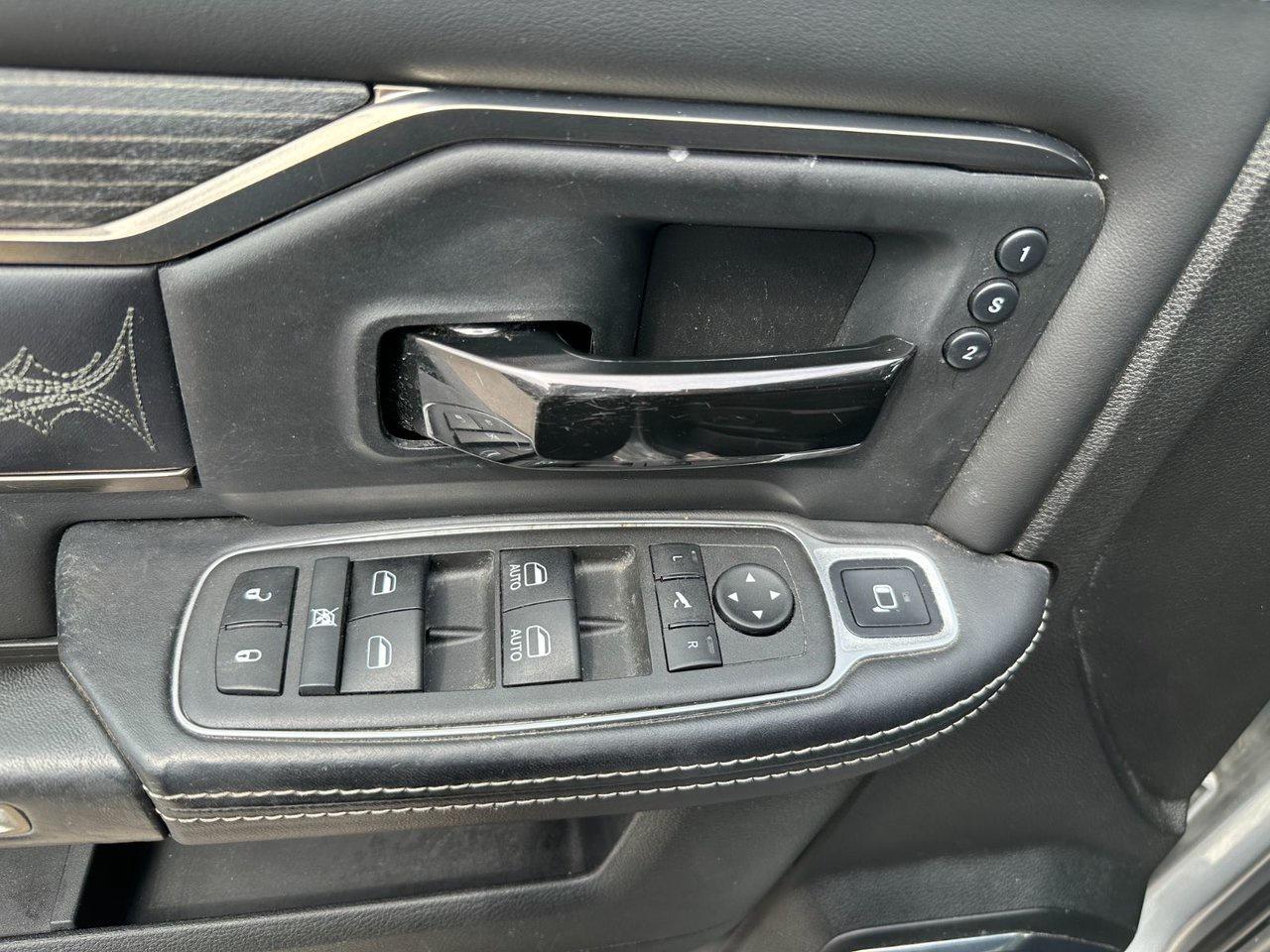 2022 RAM 3500 Dually Limited 4x4 Crew Cab 8' Box Photo