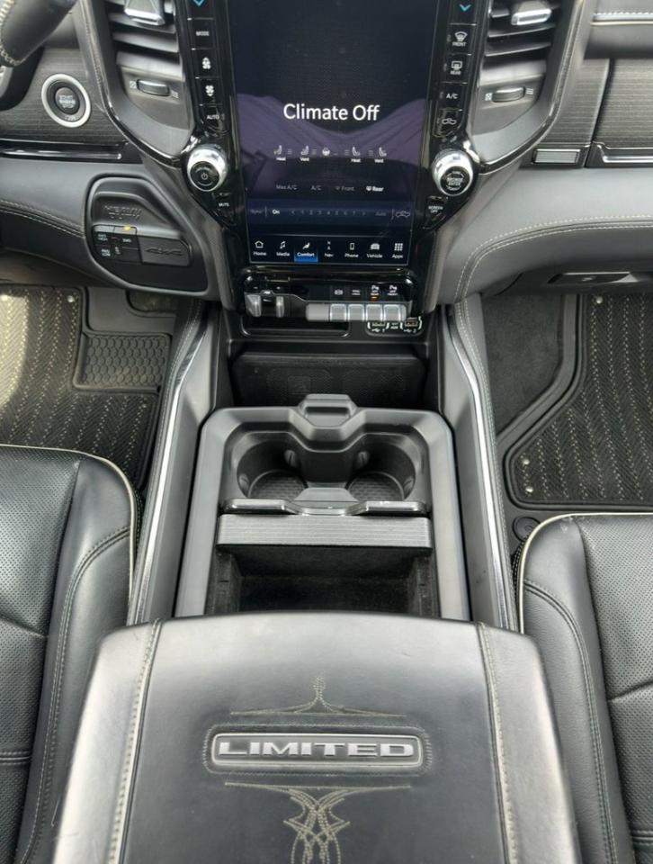 2022 RAM 3500 Dually Limited 4x4 Crew Cab 8' Box Photo