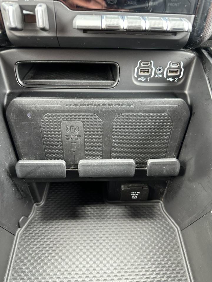 2022 RAM 3500 Dually Limited 4x4 Crew Cab 8' Box Photo