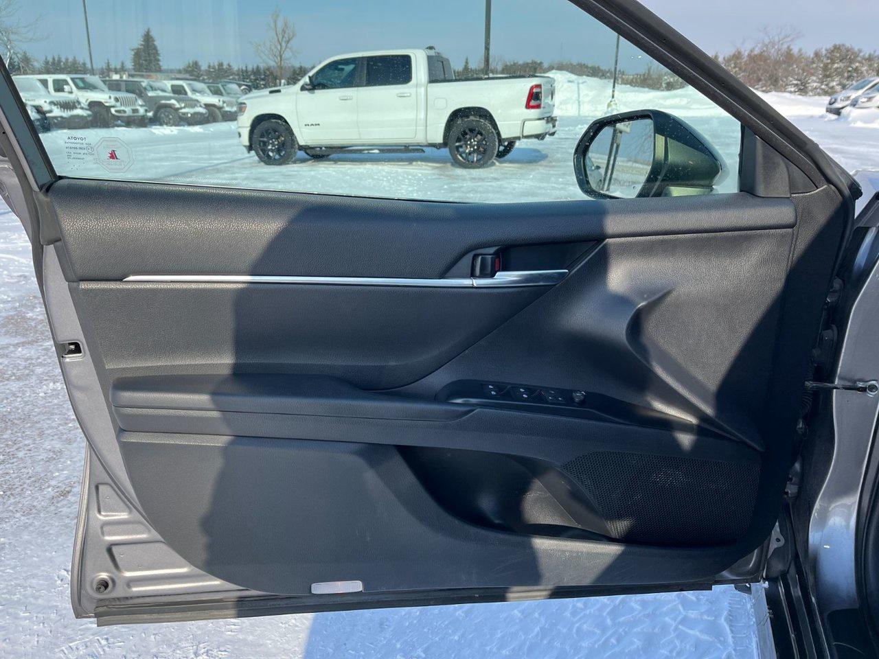 2019 Toyota Camry LE Auto Photo