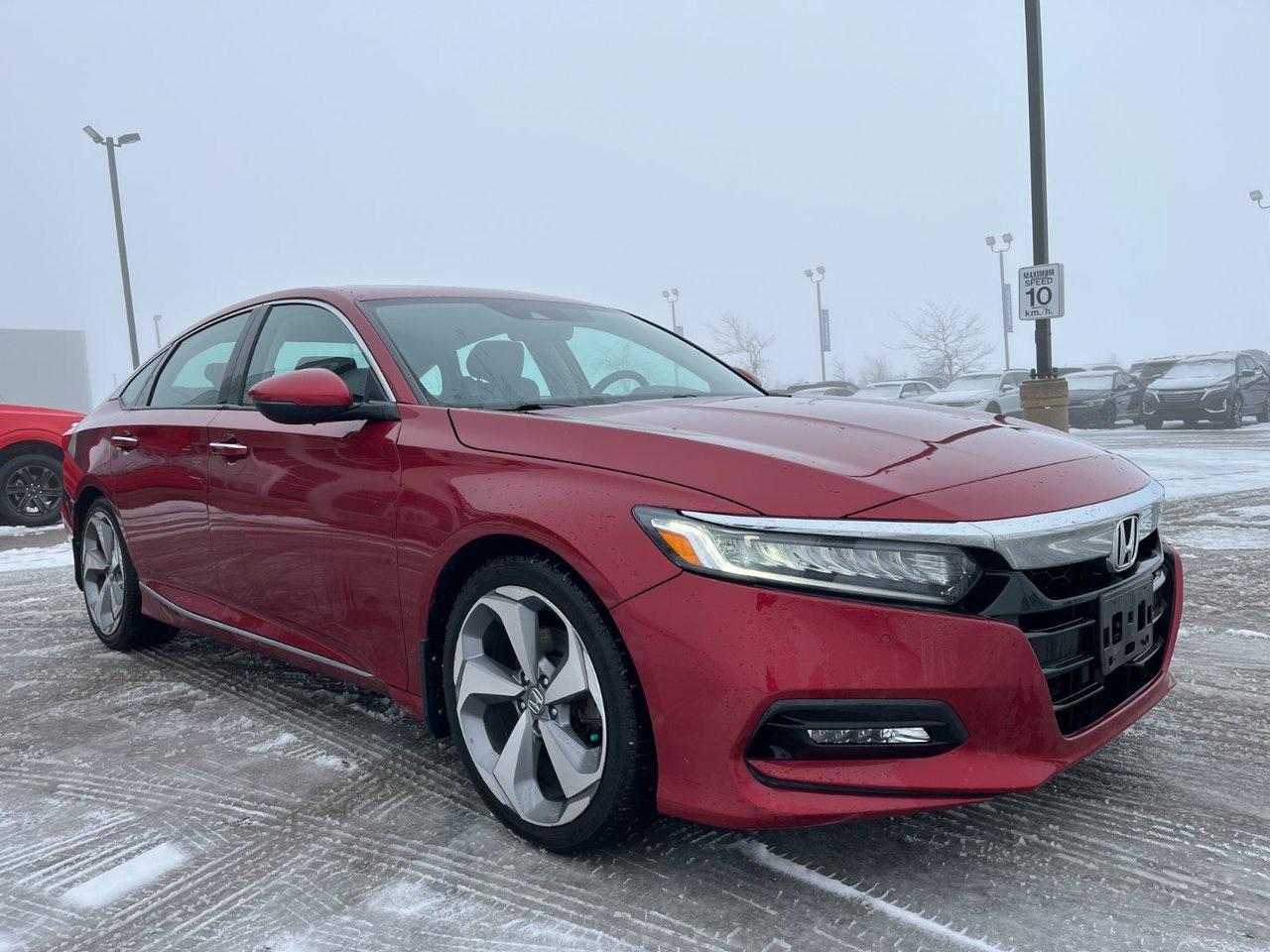 2018 Honda Accord Sedan Touring CVT Photo3