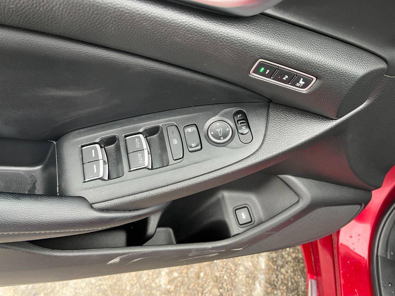 2018 Honda Accord Sedan Touring CVT Photo