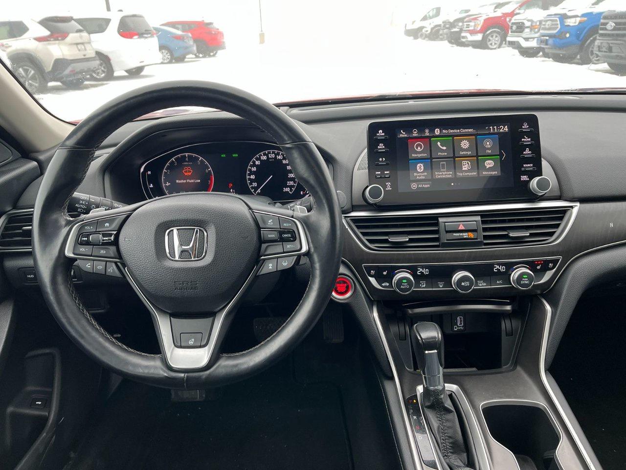 2018 Honda Accord Sedan Touring CVT Photo