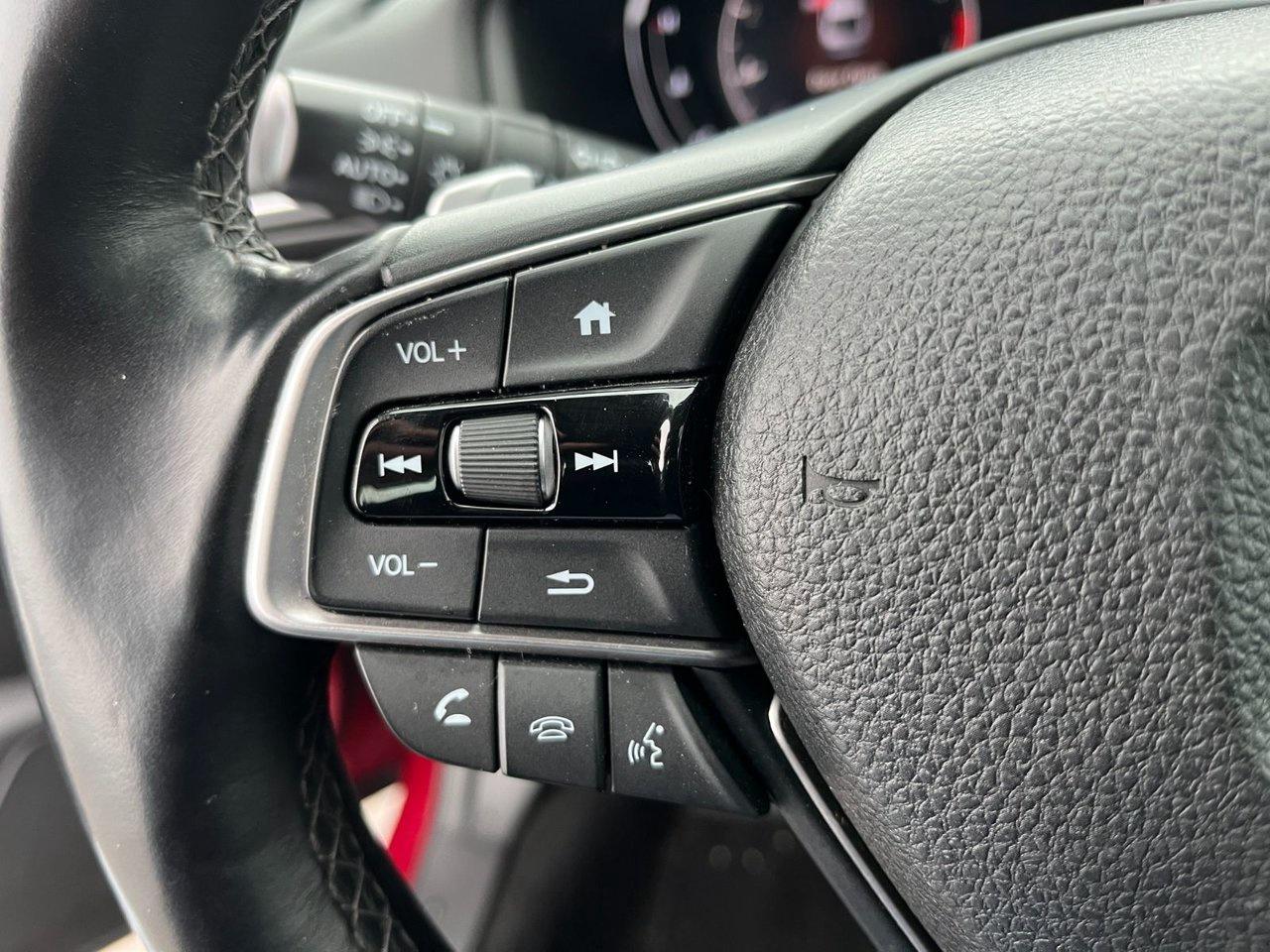 2018 Honda Accord Sedan Touring CVT Photo