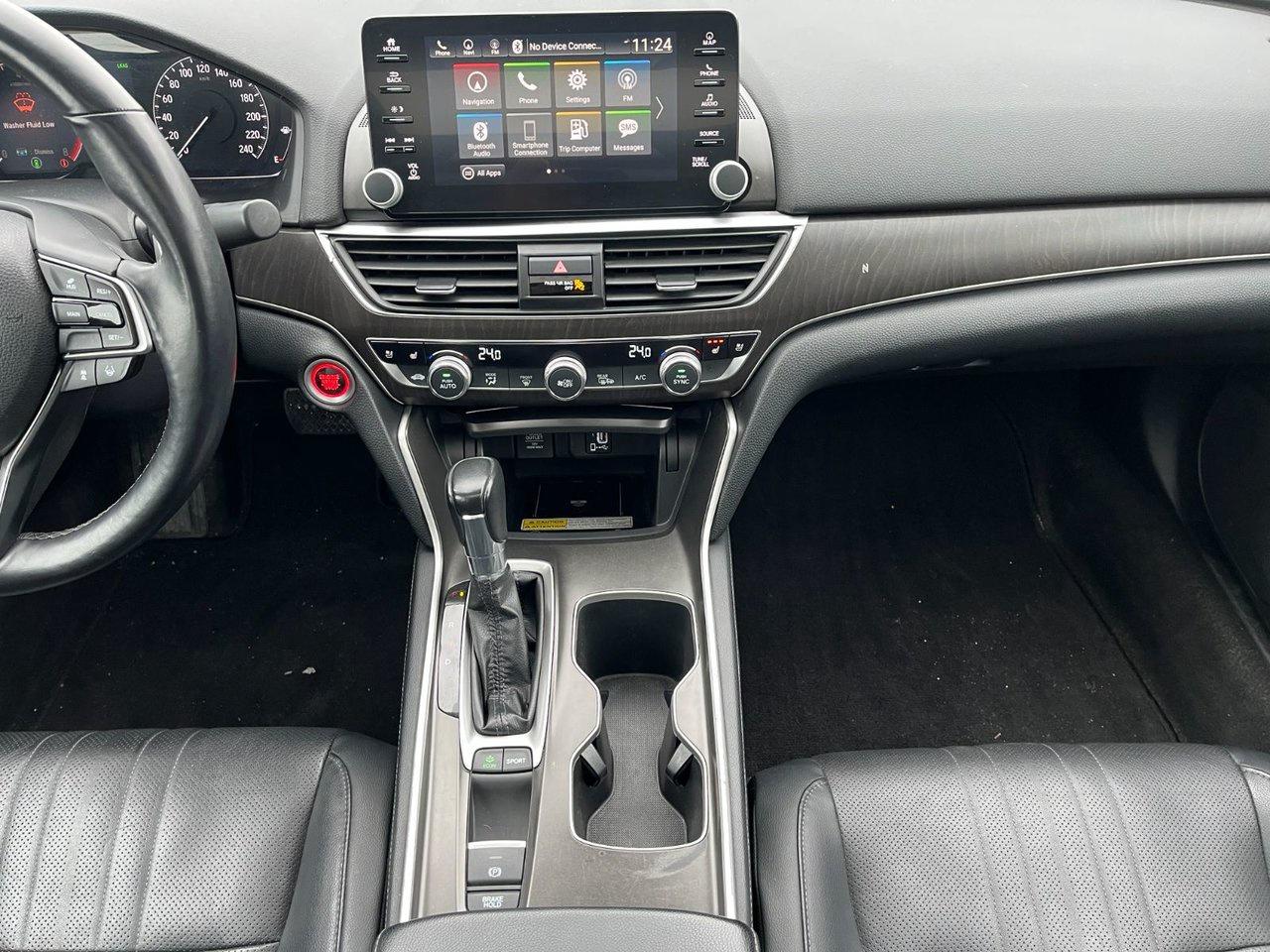 2018 Honda Accord Sedan Touring CVT Photo