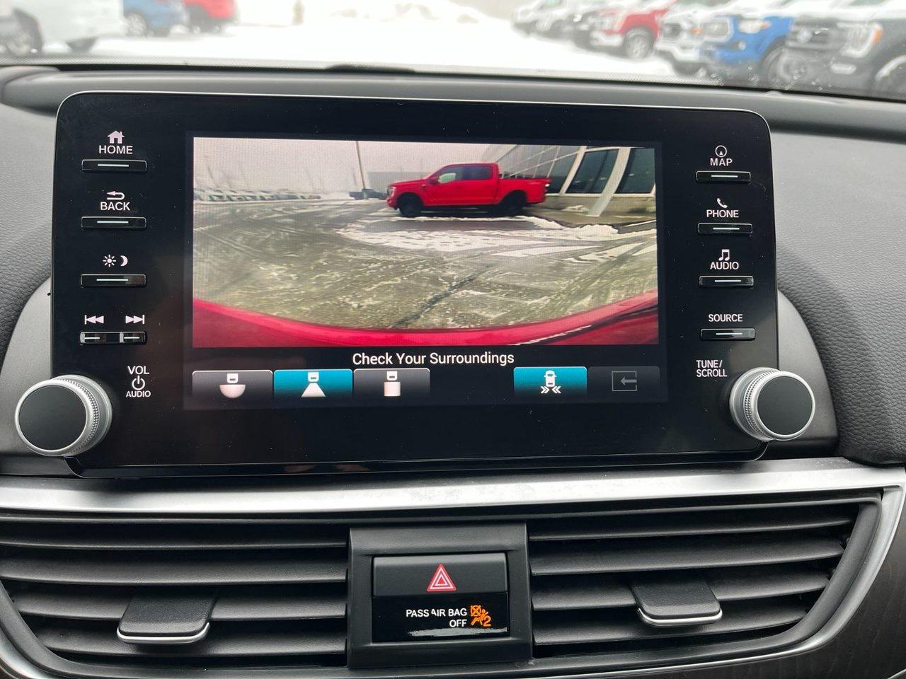 2018 Honda Accord Sedan Touring CVT Photo