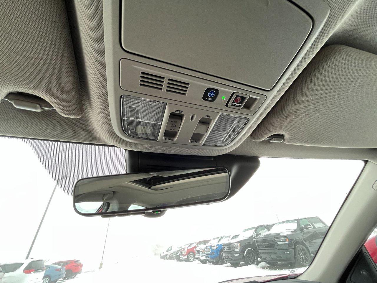 2018 Honda Accord Sedan Touring CVT Photo