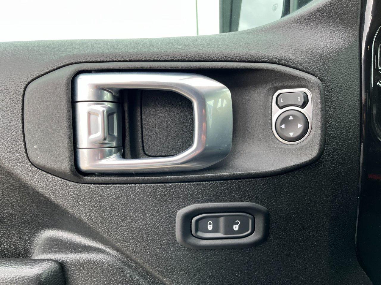 2022 Jeep Wrangler Unlimited Rubicon 4x4 Photo