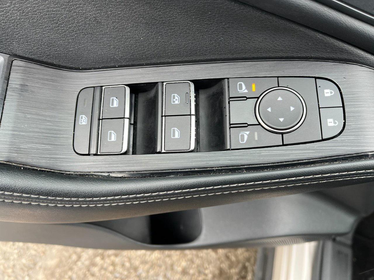 2023 Nissan Rogue SL AWD Photo