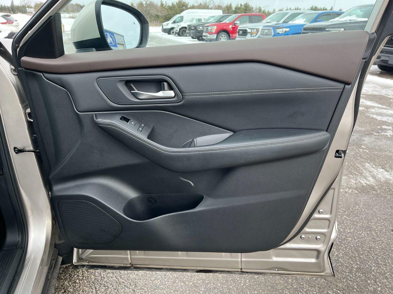 2023 Nissan Rogue SL AWD Photo