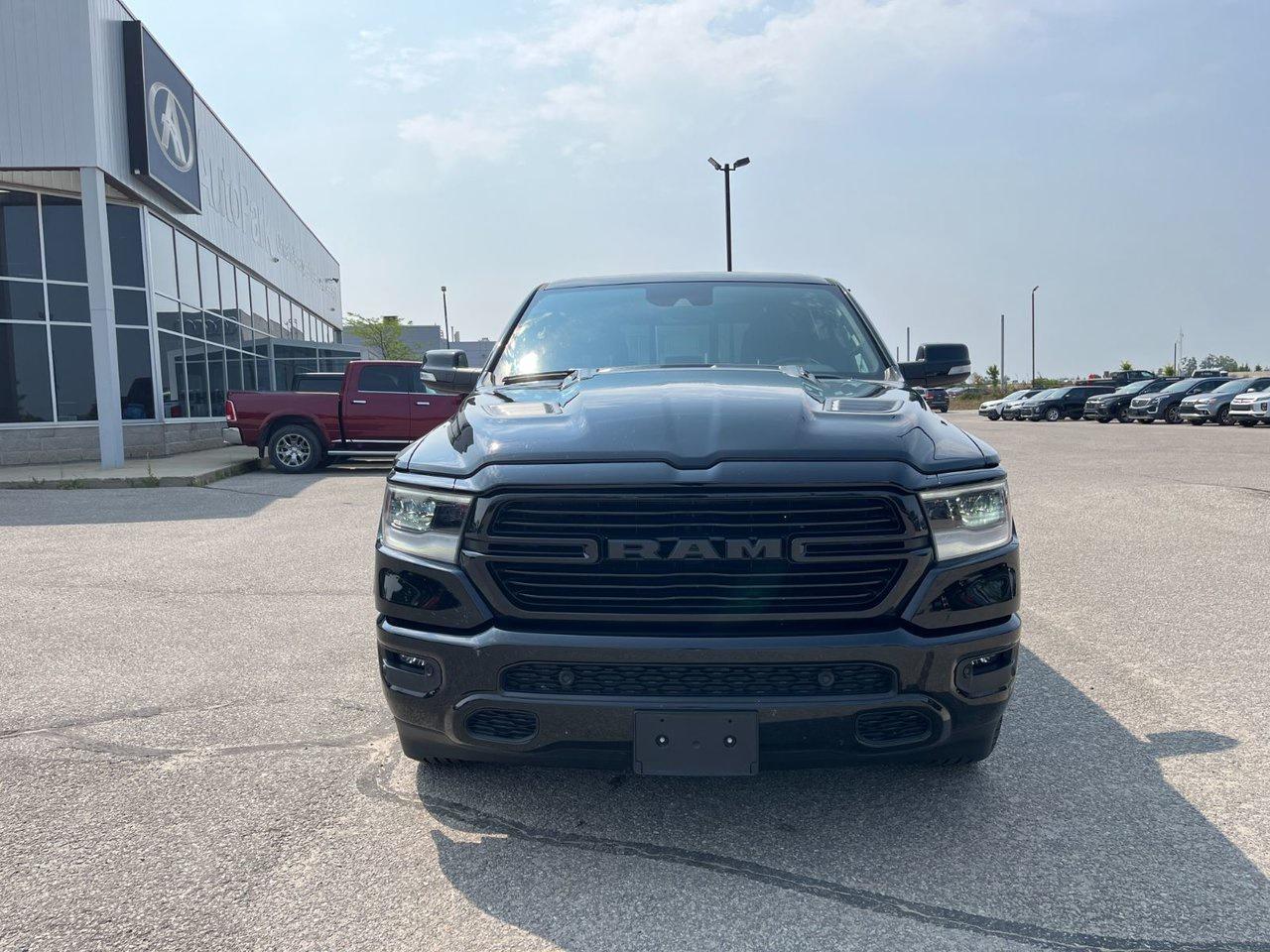 2022 RAM 1500 Laramie 4x4 Crew Cab 5'7 Box Photo2