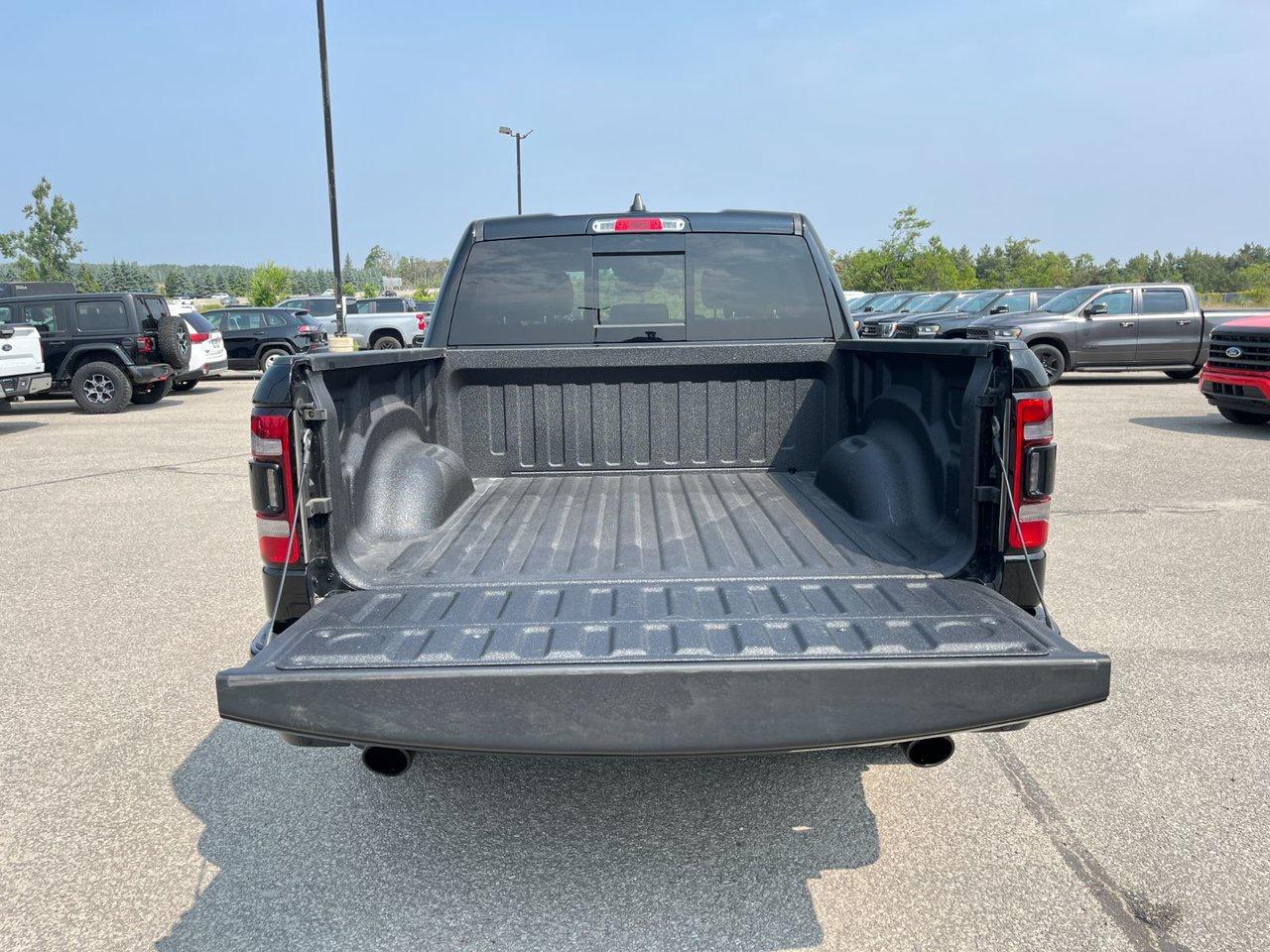 2022 RAM 1500 Laramie 4x4 Crew Cab 5'7 Box Photo