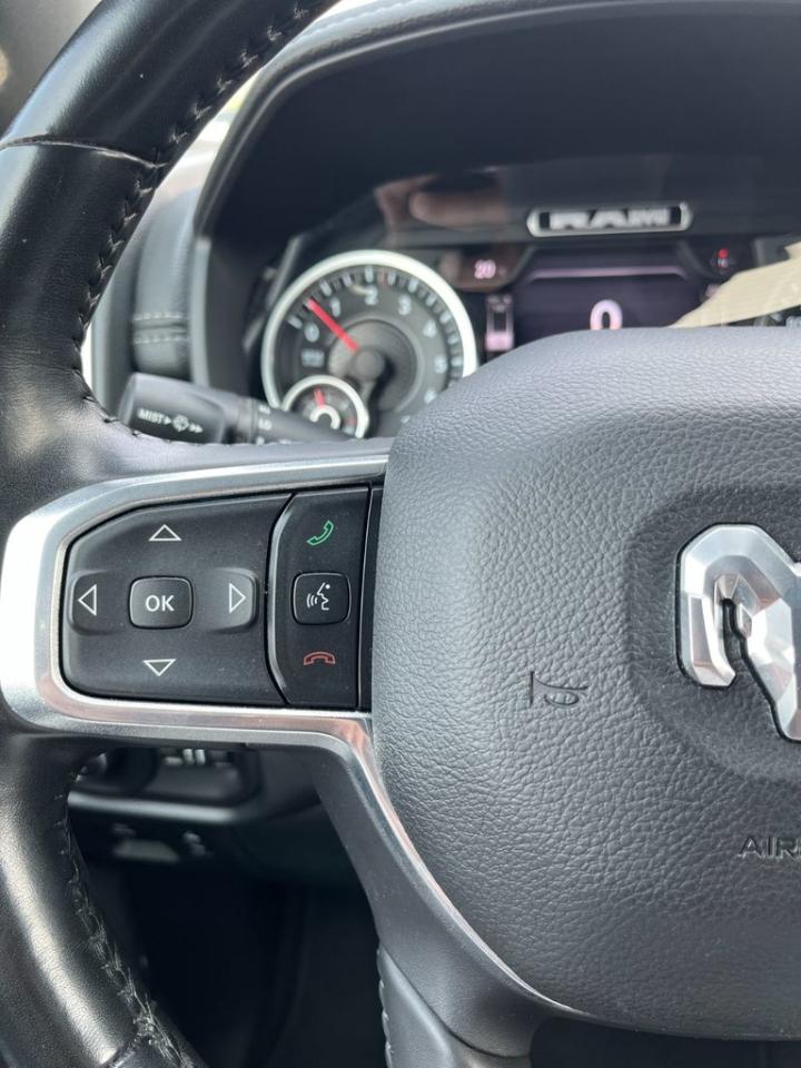 2022 RAM 1500 Laramie 4x4 Crew Cab 5'7 Box Photo