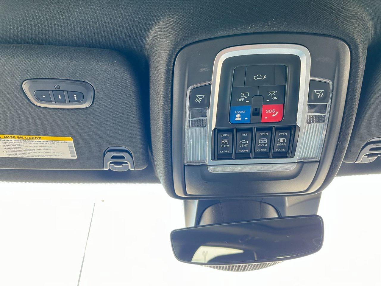 2022 RAM 1500 Laramie 4x4 Crew Cab 5'7 Box Photo