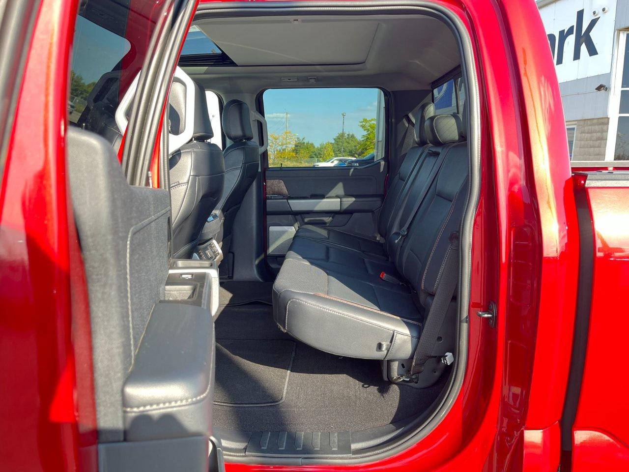 2023 Ford F-150 LARIAT 4WD Super Crew 5.5 Box Photo