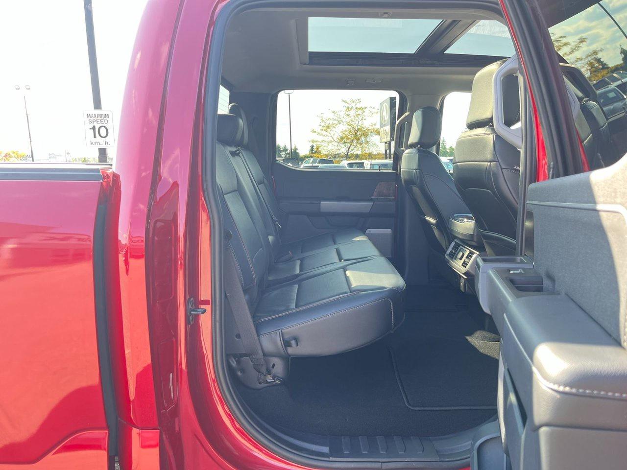 2023 Ford F-150 LARIAT 4WD Super Crew 5.5 Box Photo