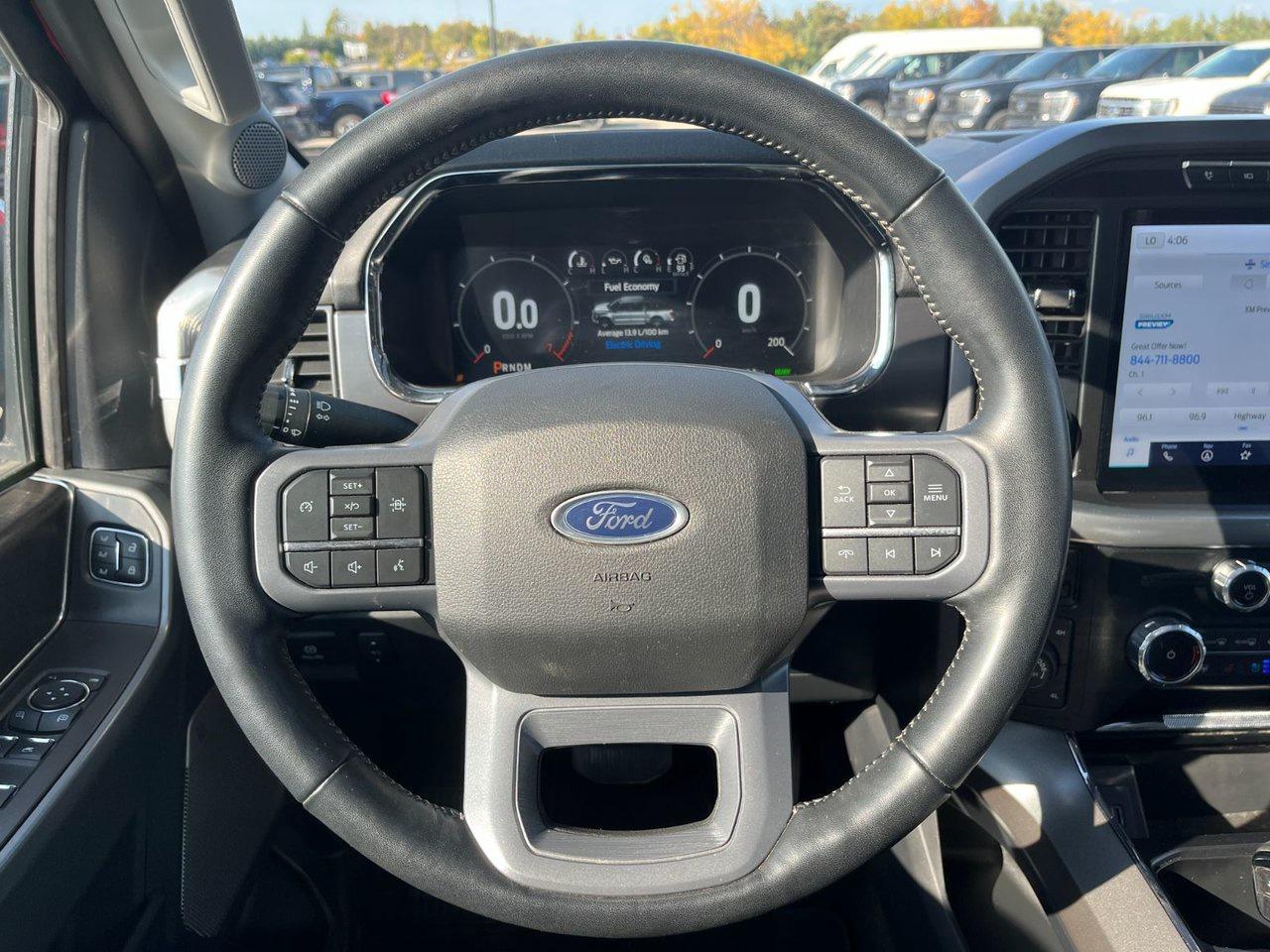 2023 Ford F-150 LARIAT 4WD Super Crew 5.5 Box Photo