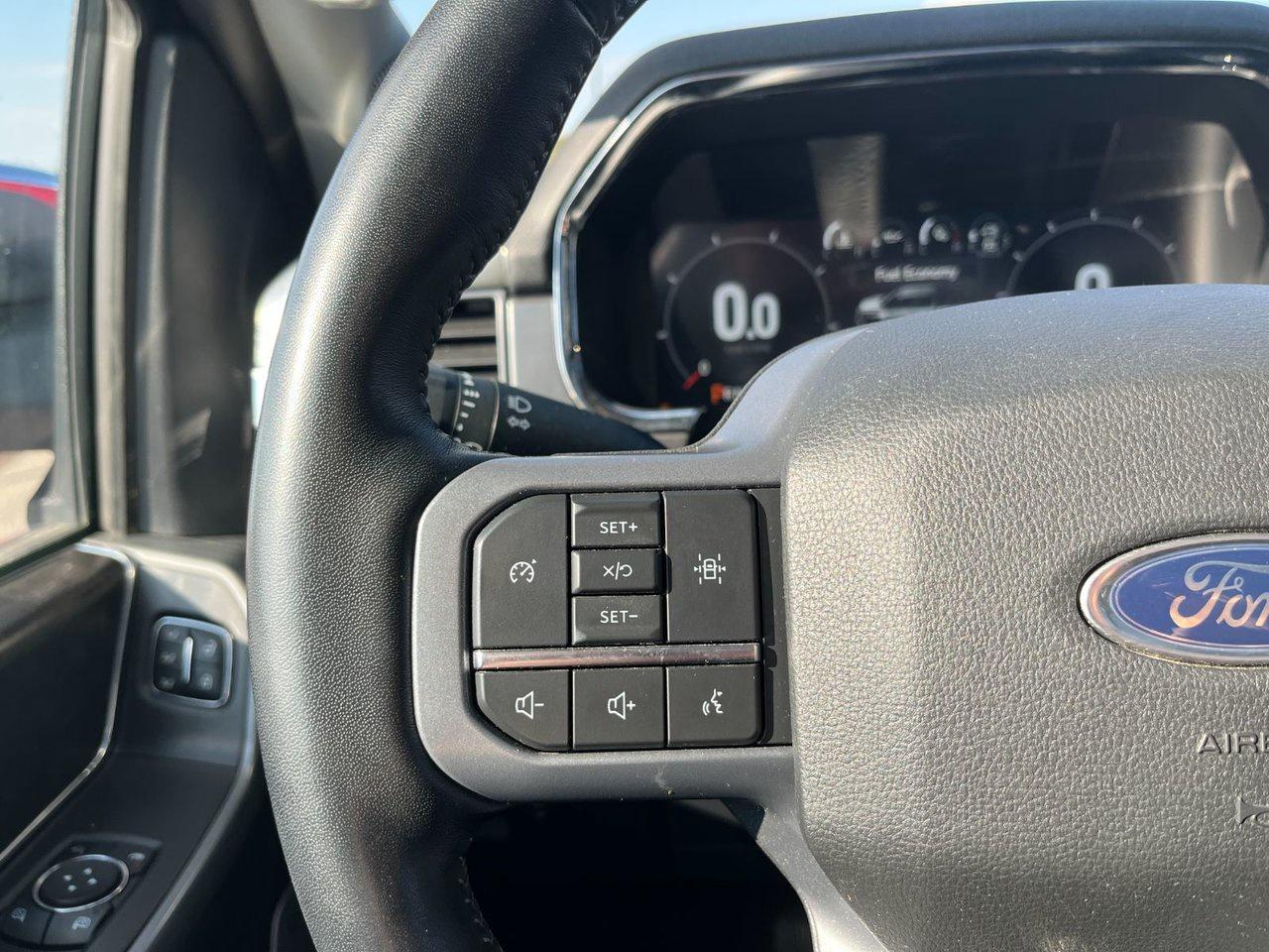 2023 Ford F-150 LARIAT 4WD Super Crew 5.5 Box Photo