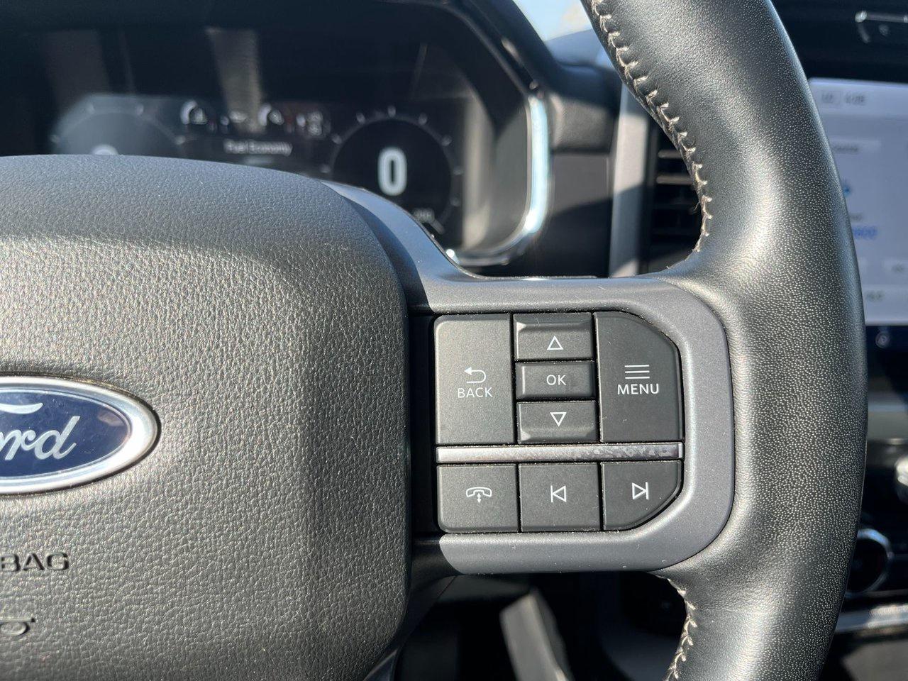 2023 Ford F-150 LARIAT 4WD Super Crew 5.5 Box Photo