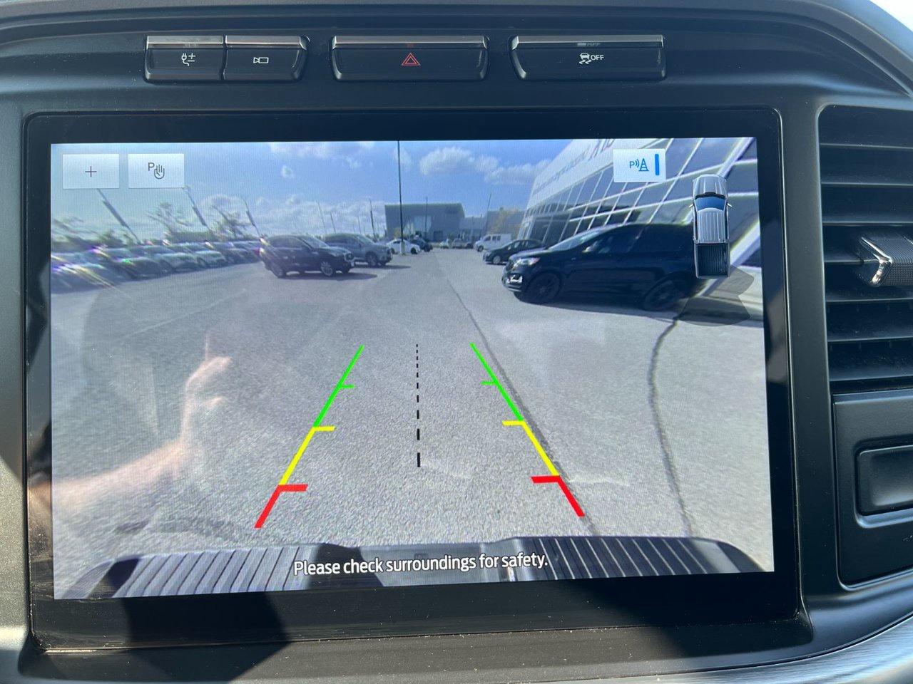 2023 Ford F-150 LARIAT 4WD Super Crew 5.5 Box Photo