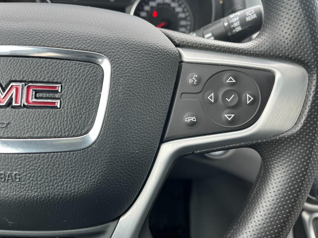 2024 GMC Terrain AWD 4DR SLE Photo