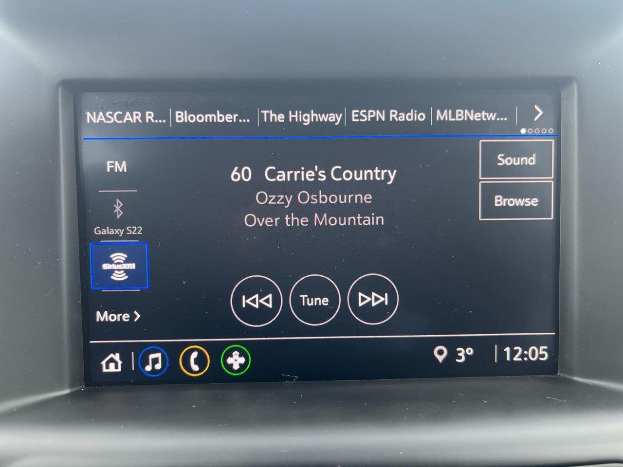 2024 GMC Terrain AWD 4DR SLE Photo