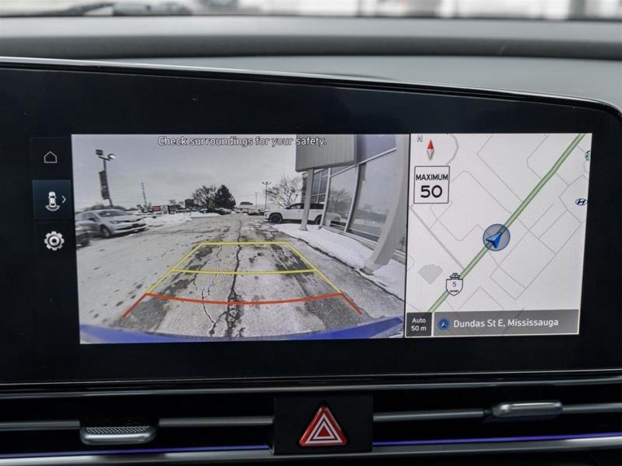 2024 Hyundai Elantra Preferred Photo