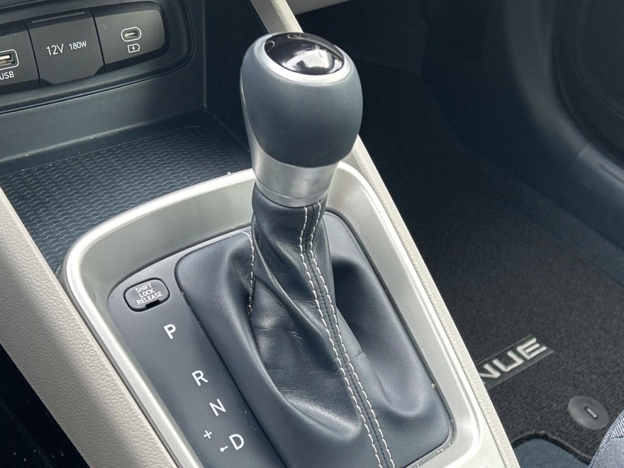 2023 Hyundai Venue Ultimate Photo