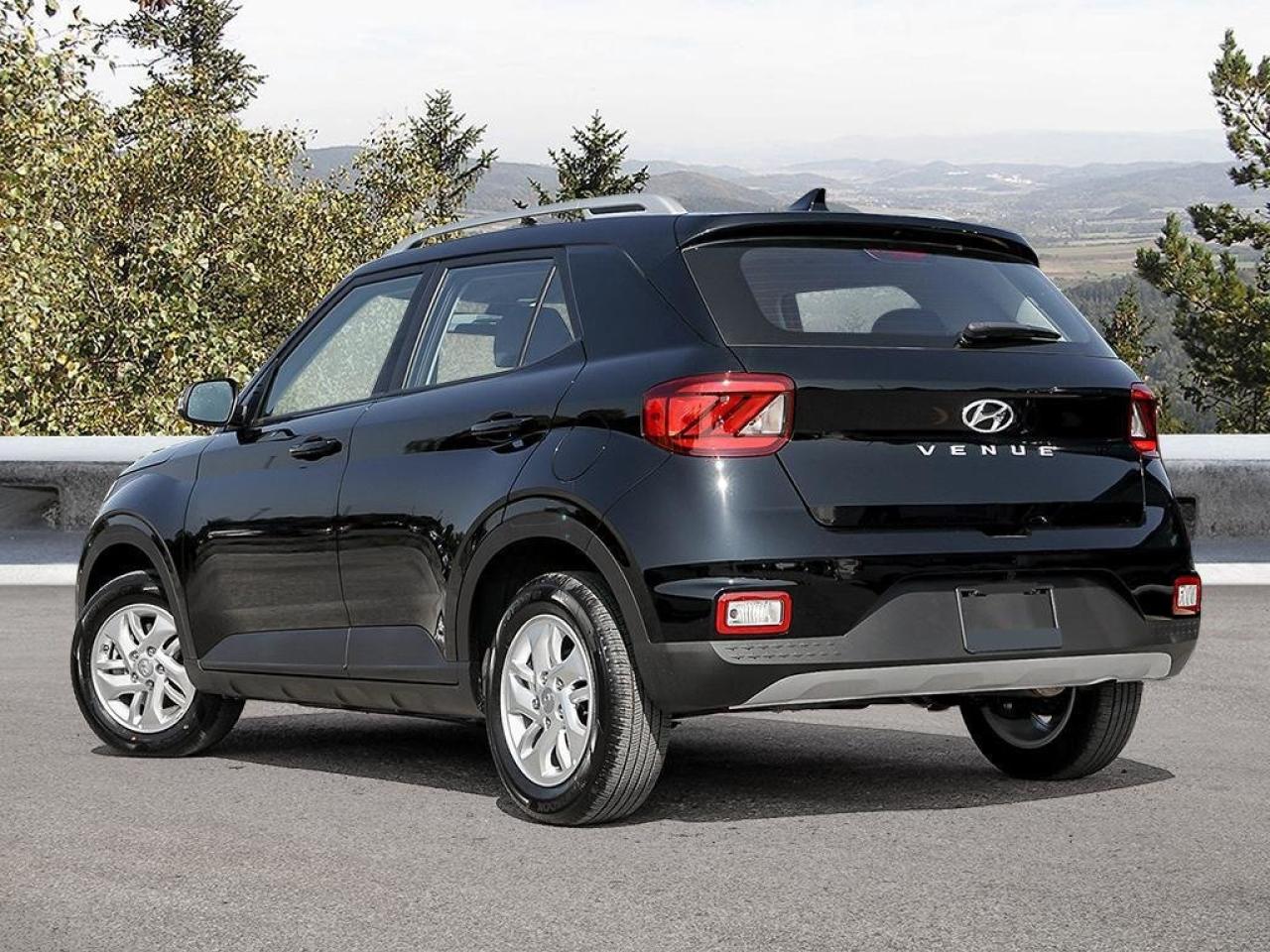 2025 Hyundai Venue PREFERRED Photo3