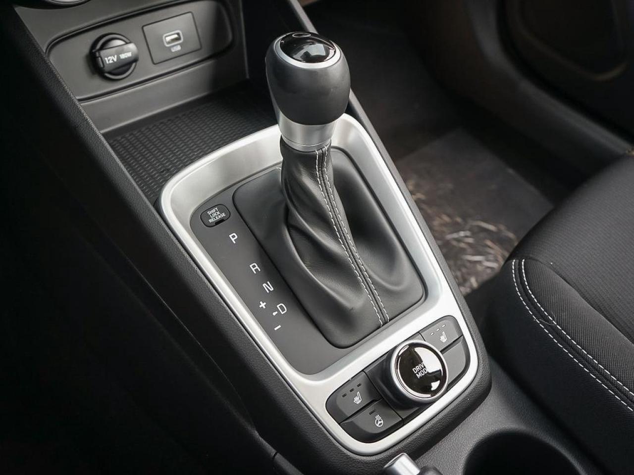 2025 Hyundai Venue PREFERRED Photo