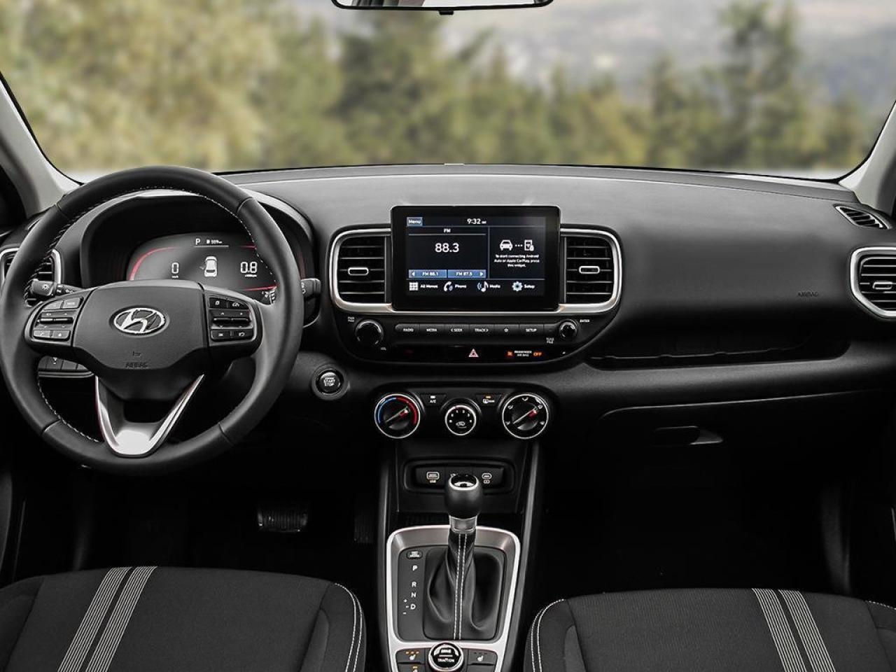 2025 Hyundai Venue PREFERRED Photo