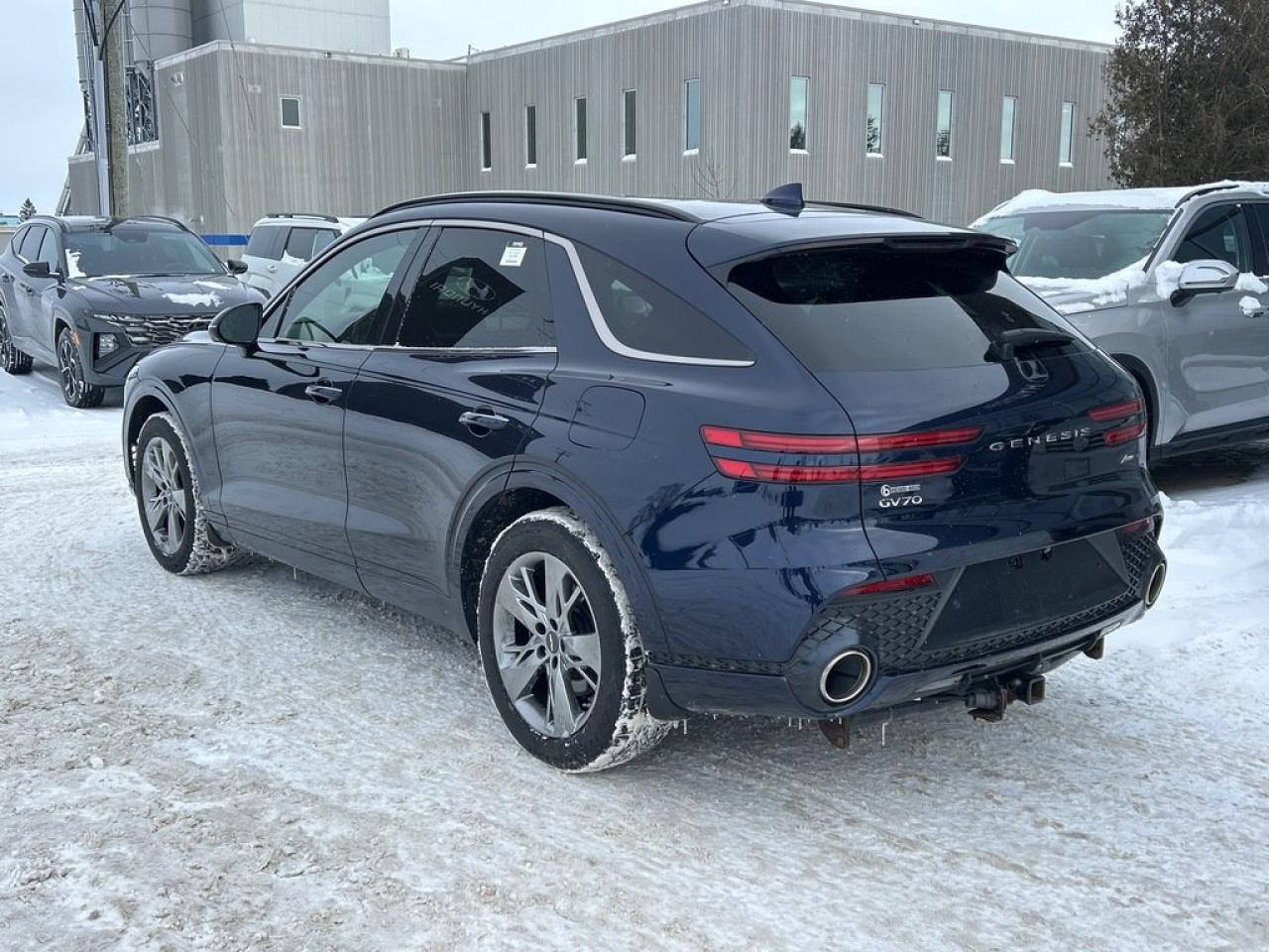 2022 Genesis GV70 2.5T Prestige Photo