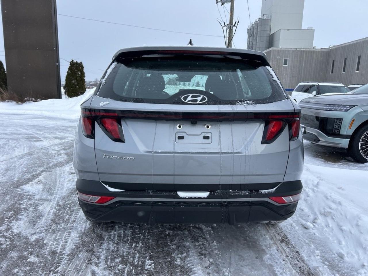 2022 Hyundai Tucson Essential Photo