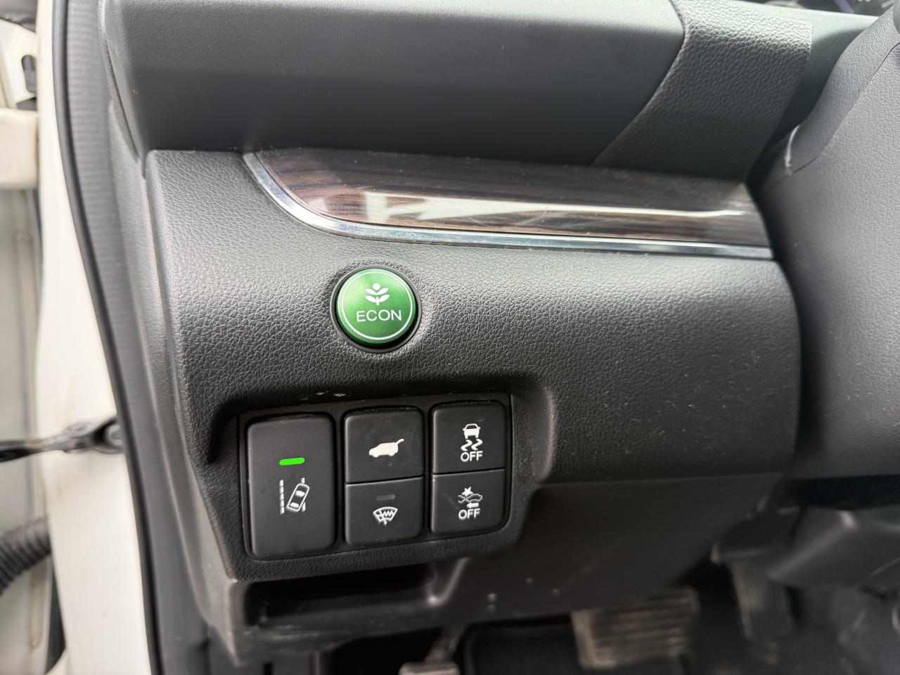 2016 Honda CR-V Touring Photo