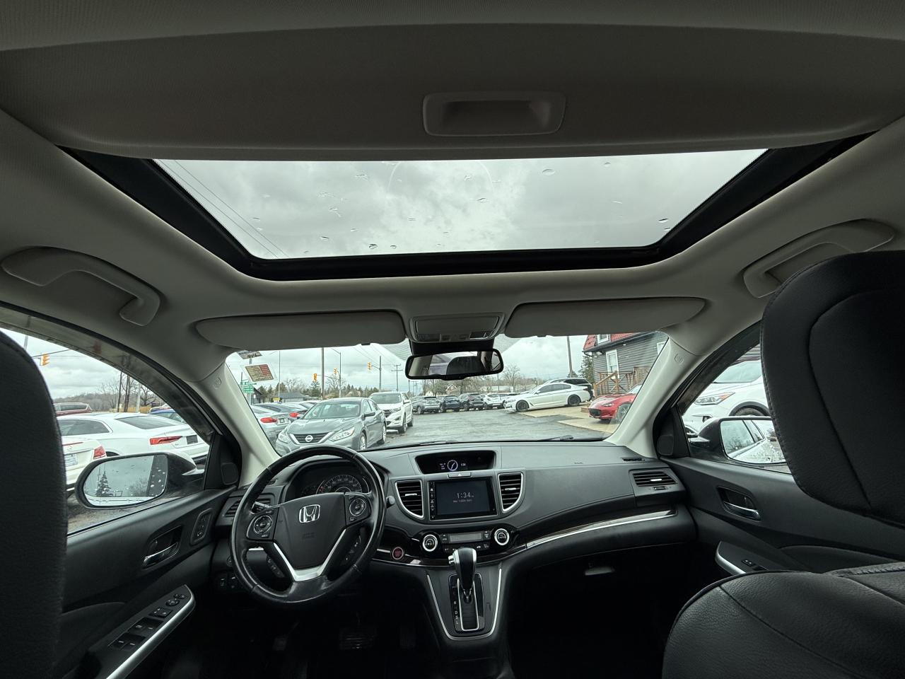 2016 Honda CR-V Touring Photo