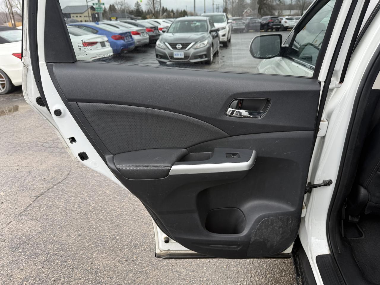 2016 Honda CR-V Touring Photo