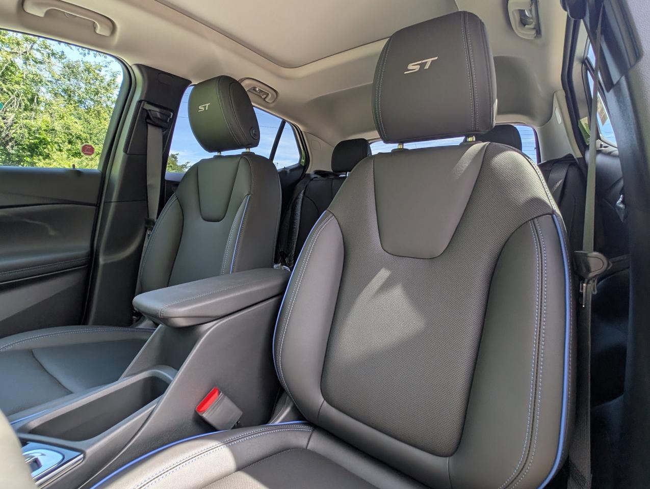 2026 Buick Encore GX Sport Touring Photo