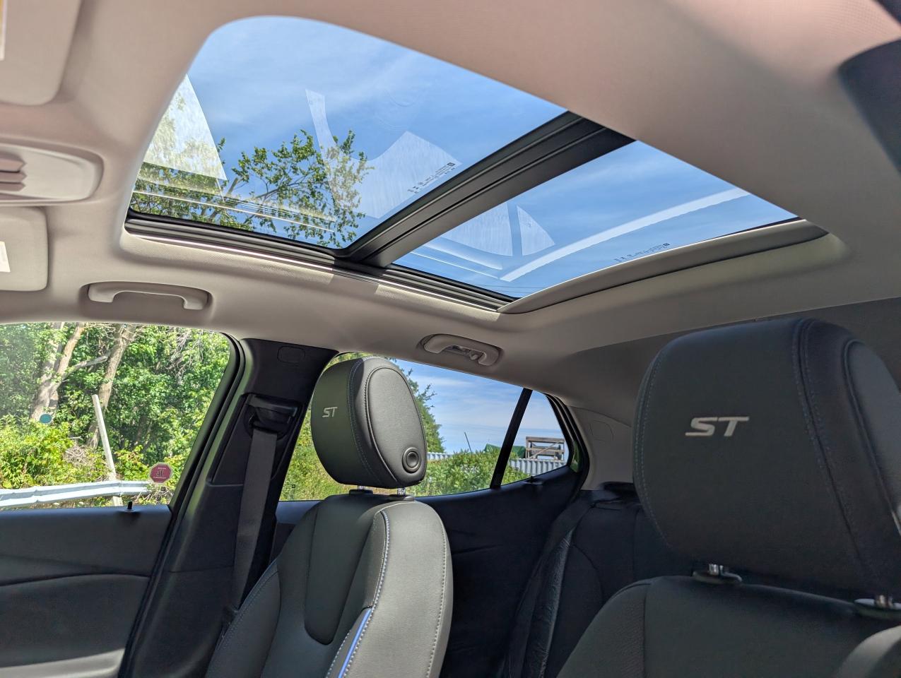 2026 Buick Encore GX Sport Touring Photo