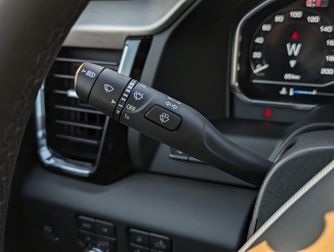 2025 GMC Sierra 3500HD Denali Photo