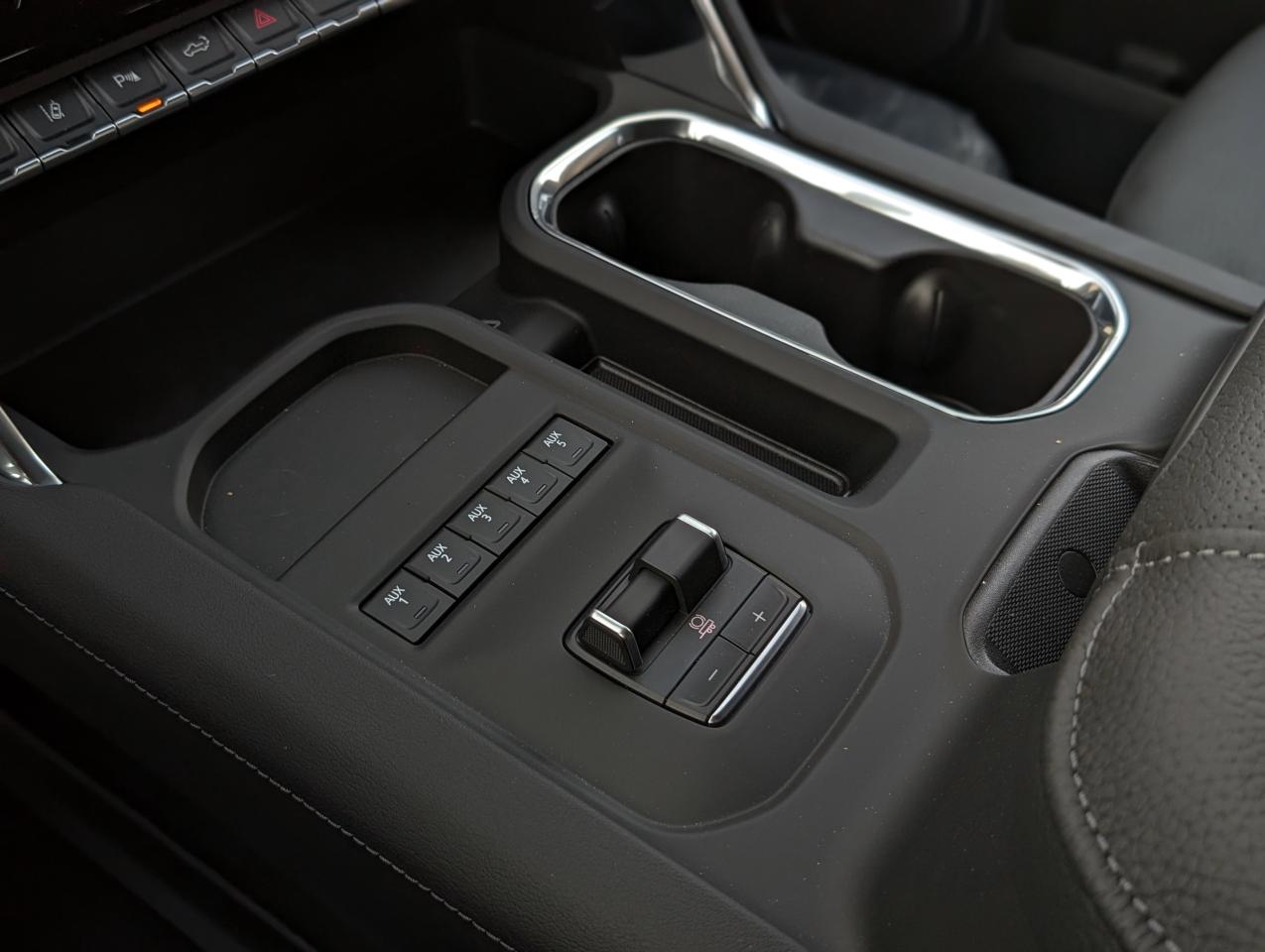 2025 GMC Sierra 3500HD Denali Photo