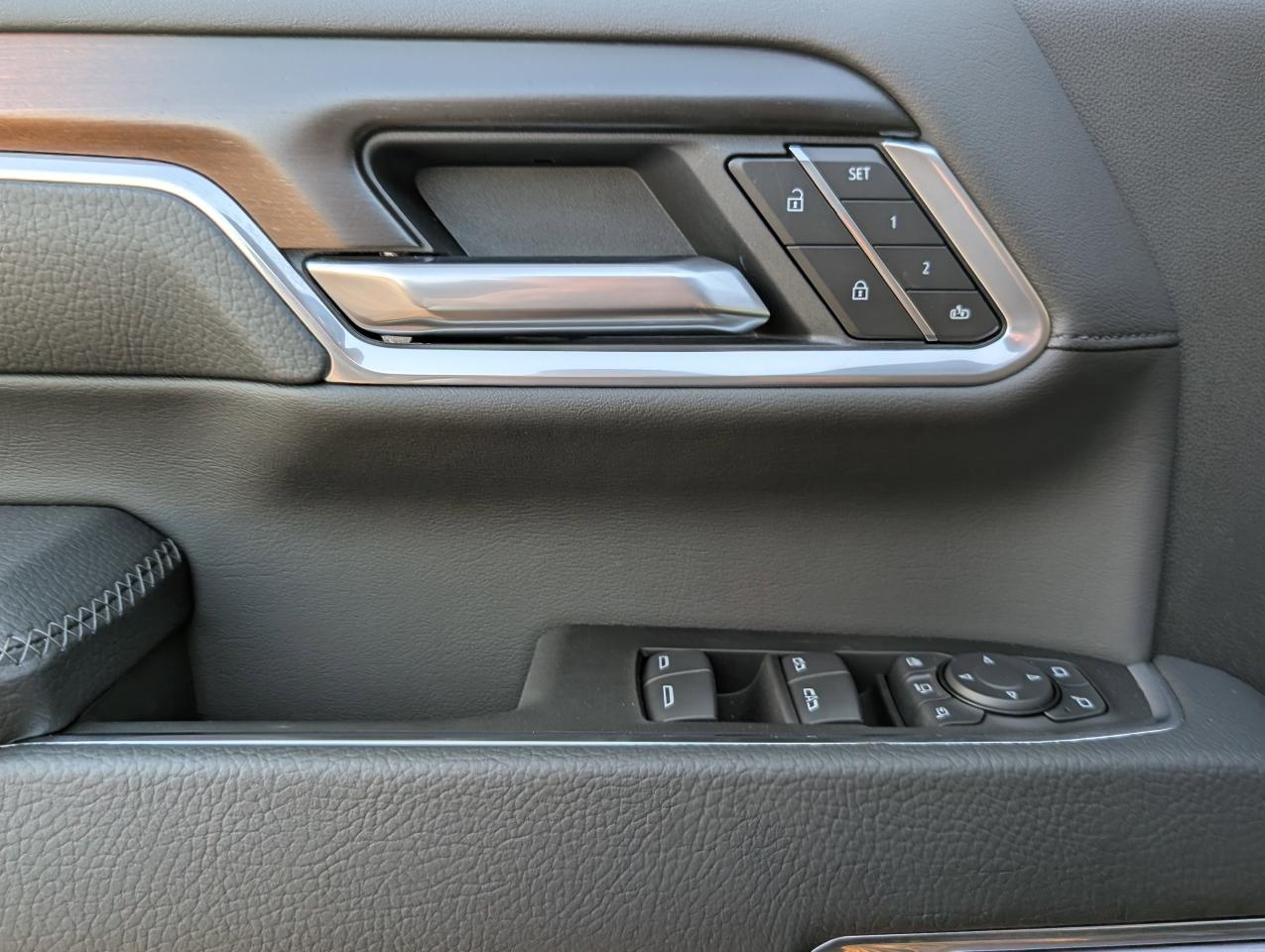 2025 GMC Sierra 3500HD Denali Photo