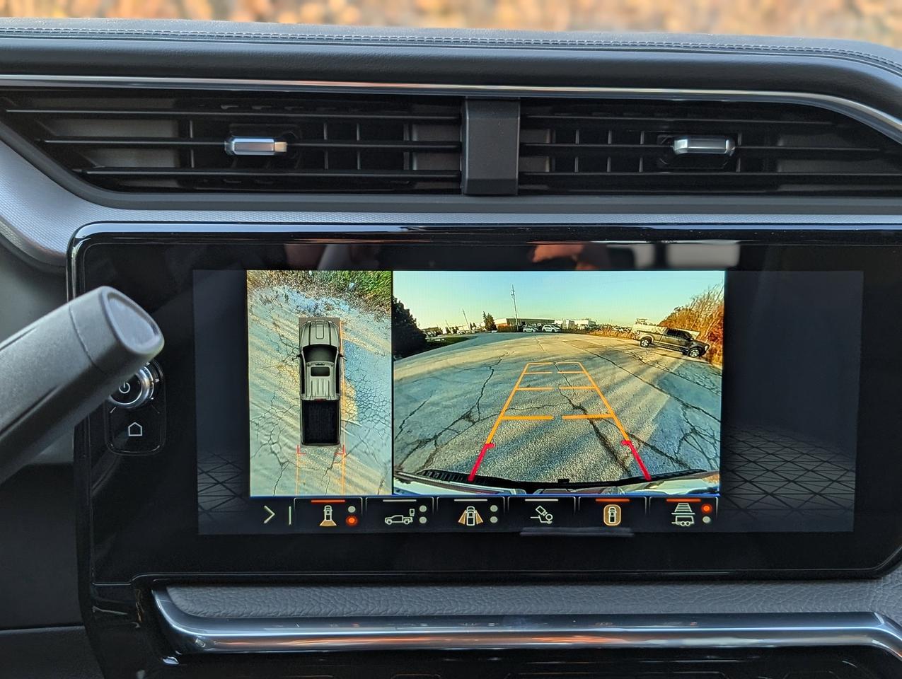 2025 GMC Sierra 3500HD Denali Photo