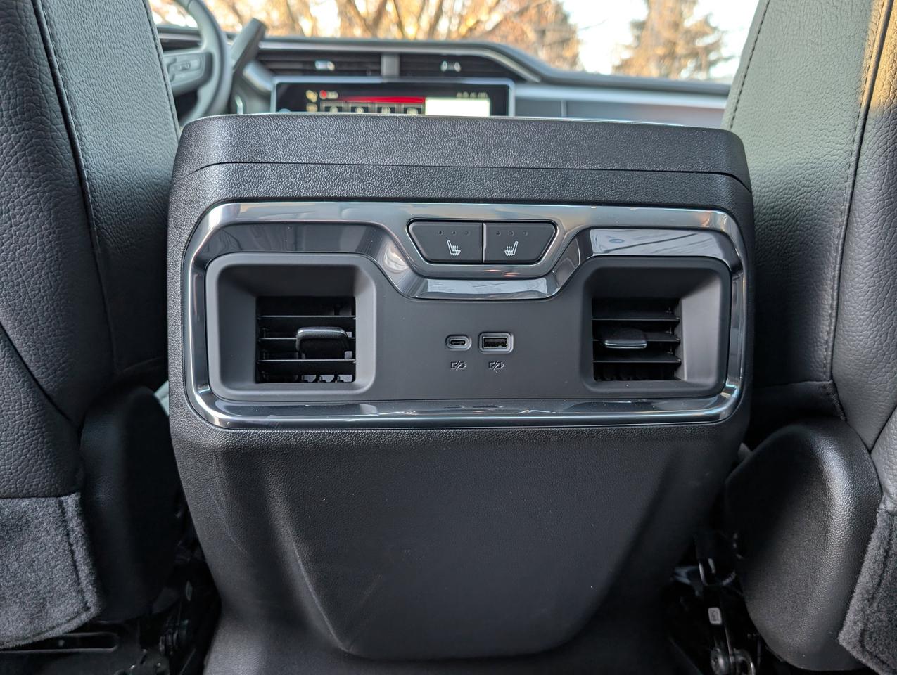 2025 GMC Sierra 3500HD Denali Photo